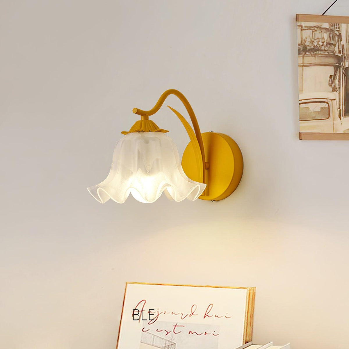 Lathenelle Acrylic Wall Light-Moonnatur