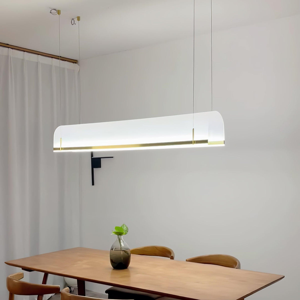 Finverlynne Acrylic Pendant Light-Moonnatur