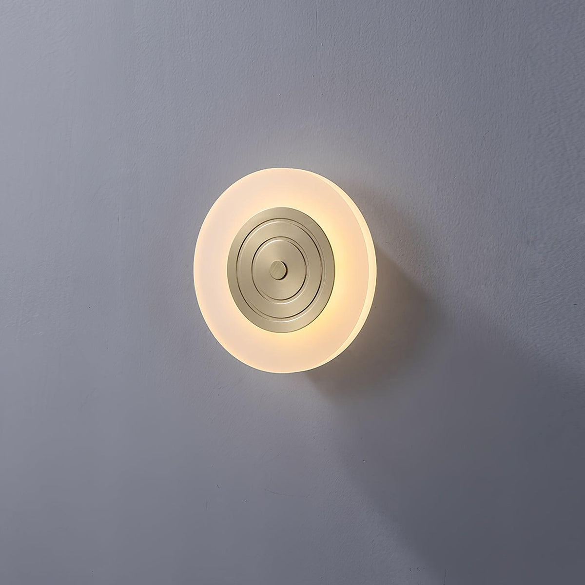 Nolaven Acrylic Wall Lamp-Moonnatur