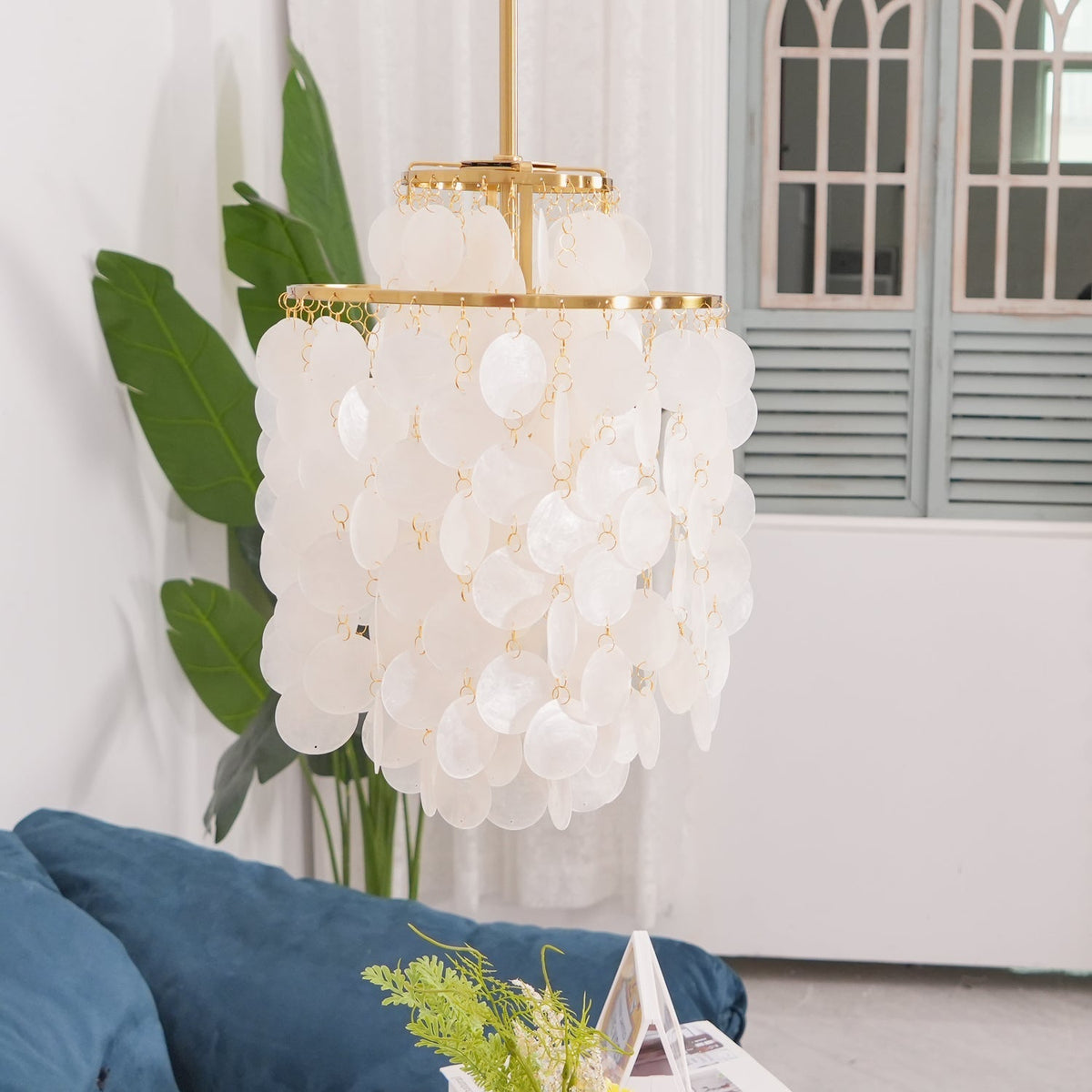 Ilmarelle Shell Chandelier-Moonnatur
