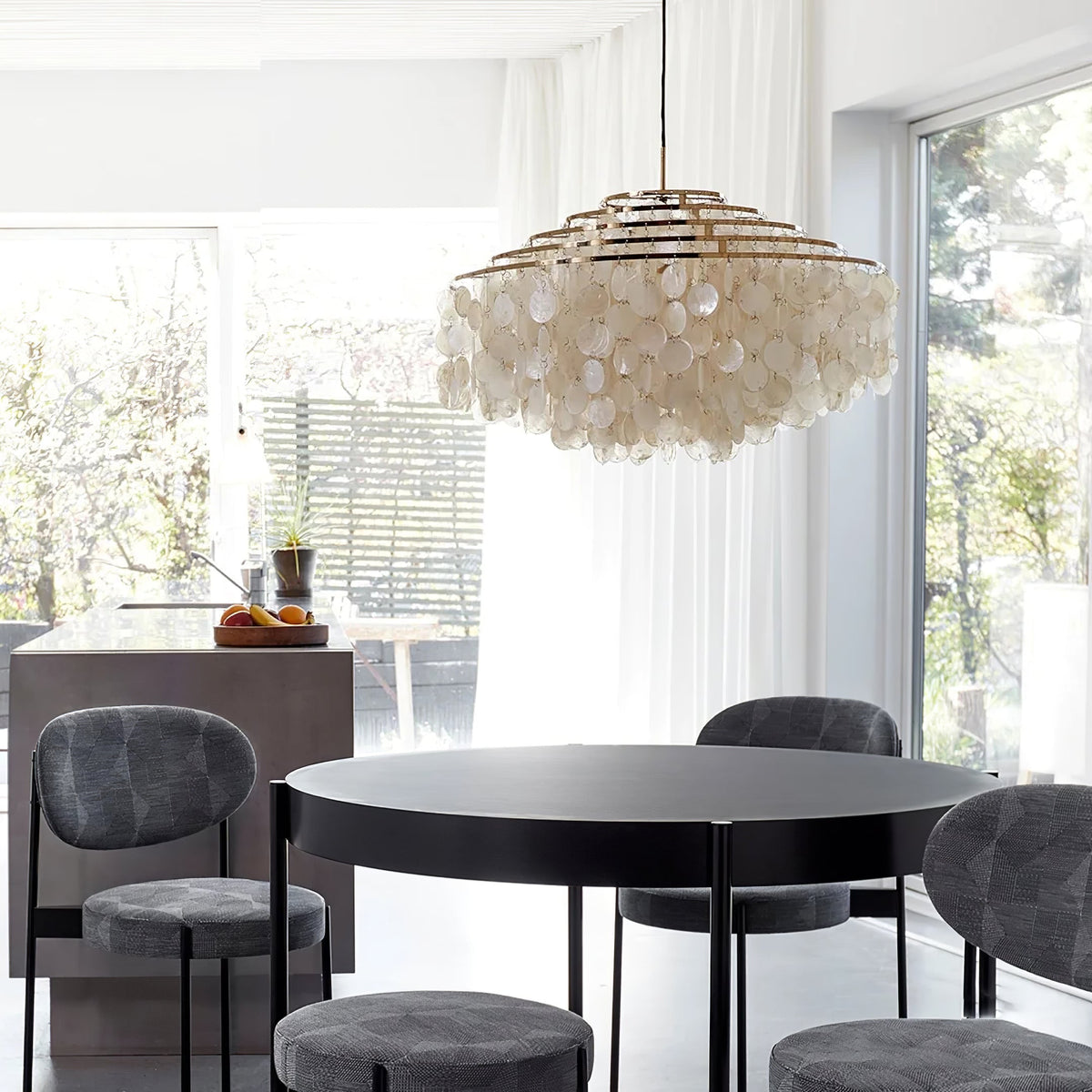 Ilmarelle Shell Chandelier-Moonnatur