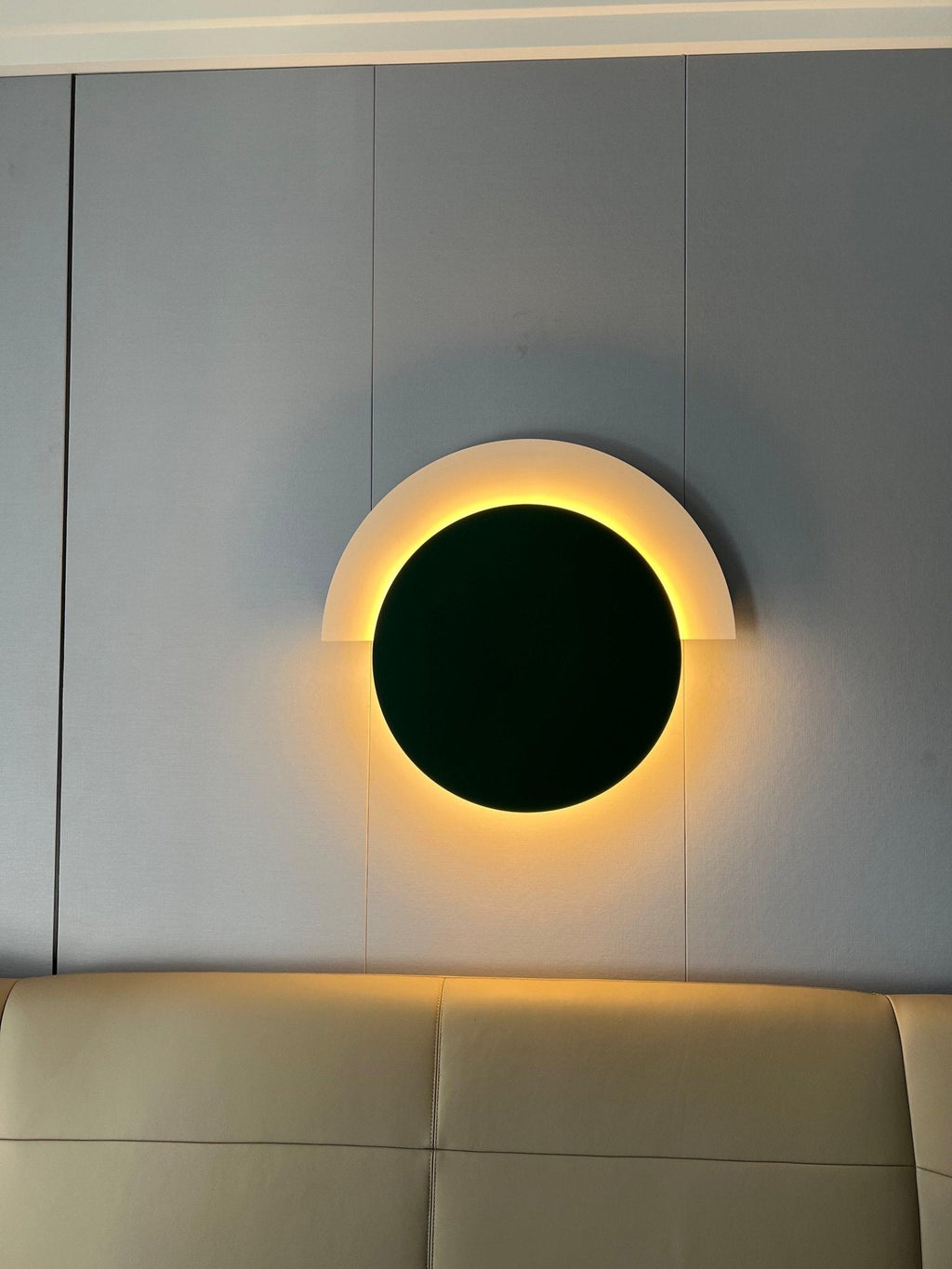 Everenna Acrylic Wall Light-Moonnatur