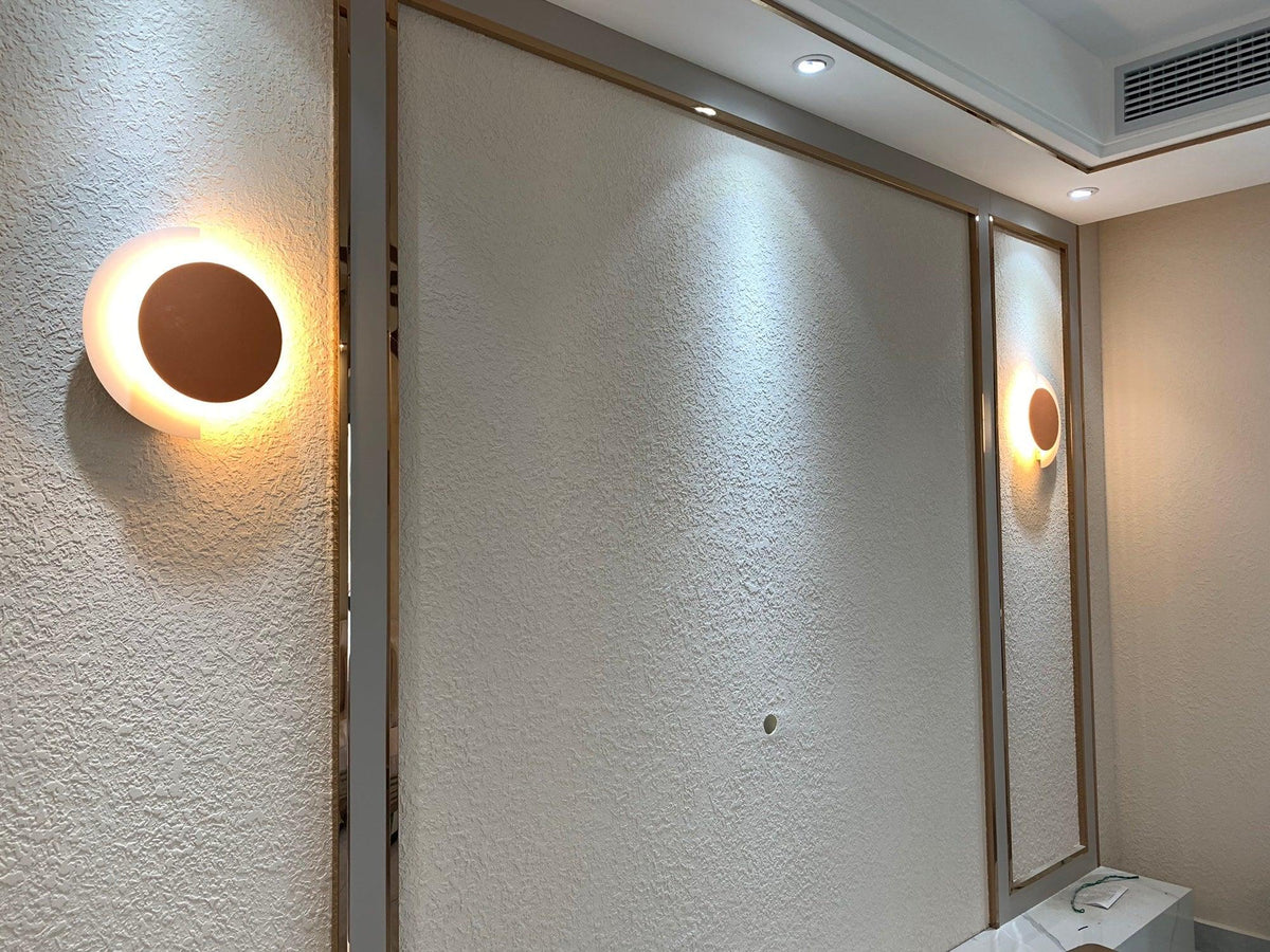 Everenna Acrylic Wall Light-Moonnatur