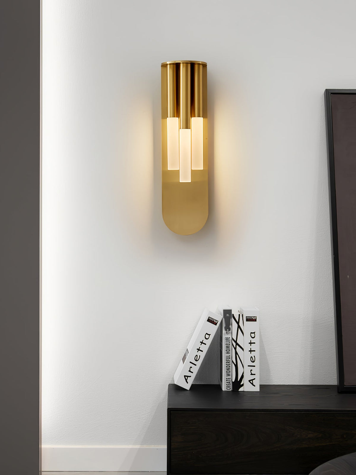Cardenwyn Acrylic Wall Light-Moonnatur