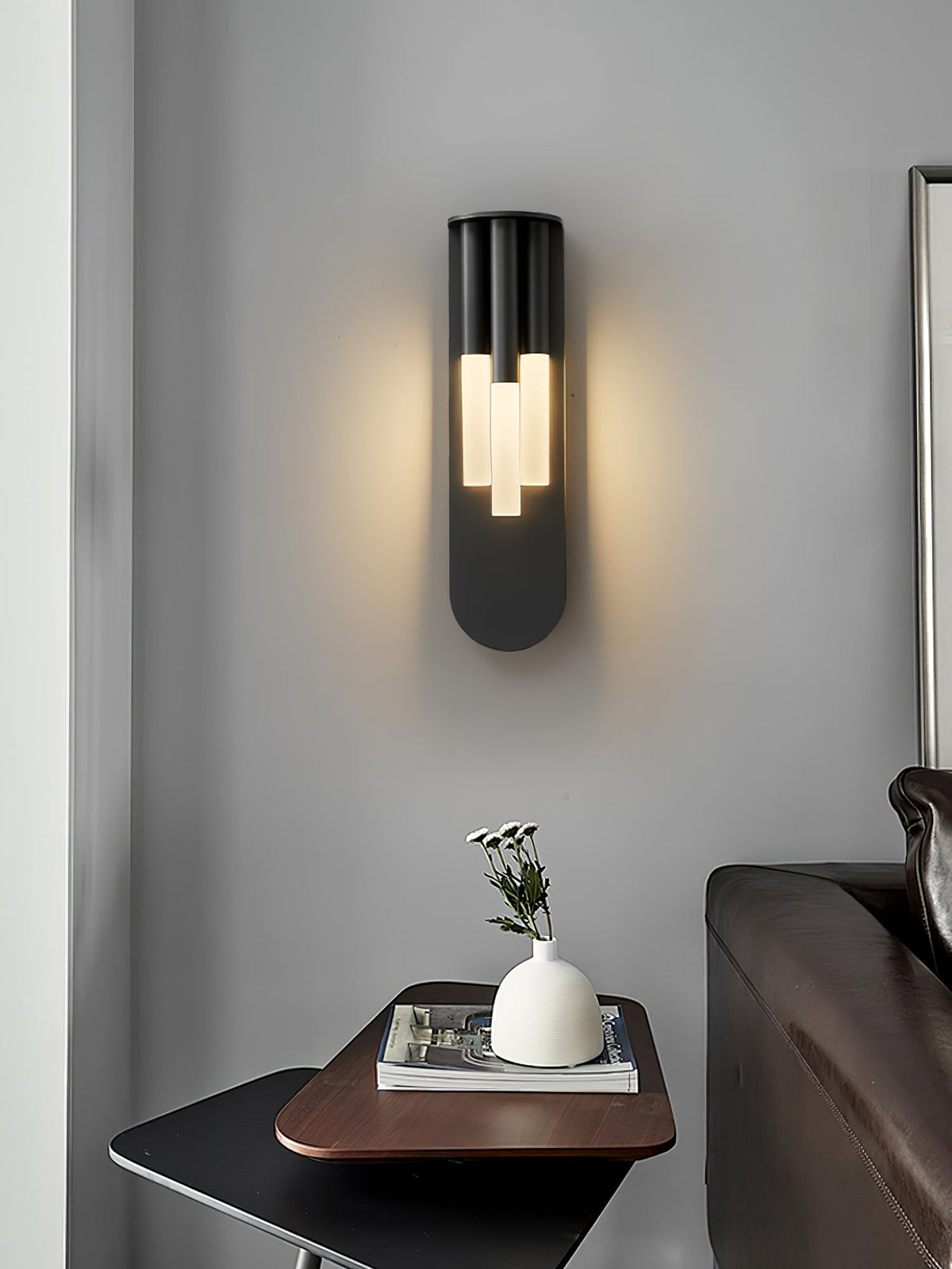 Cardenwyn Acrylic Wall Light-Moonnatur