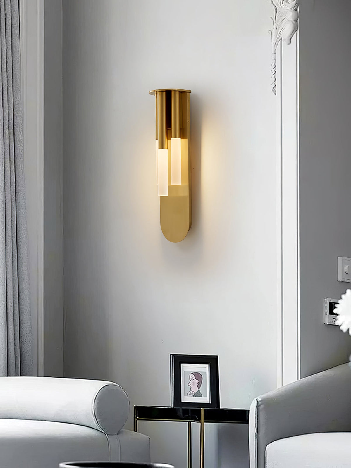 Cardenwyn Acrylic Wall Light-Moonnatur