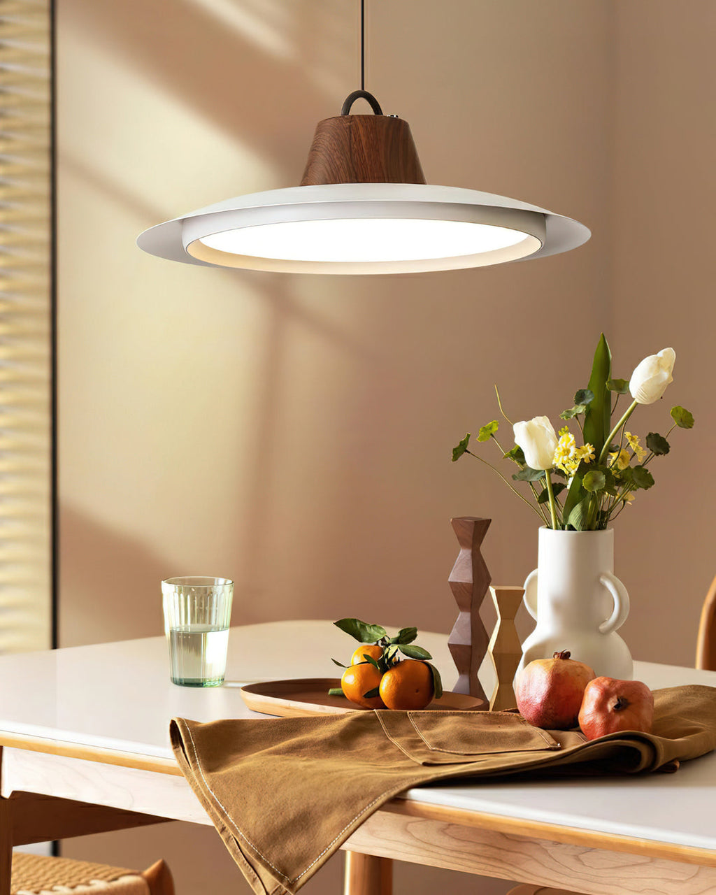 Narenena Acrylic Pendant Light-Moonnatur