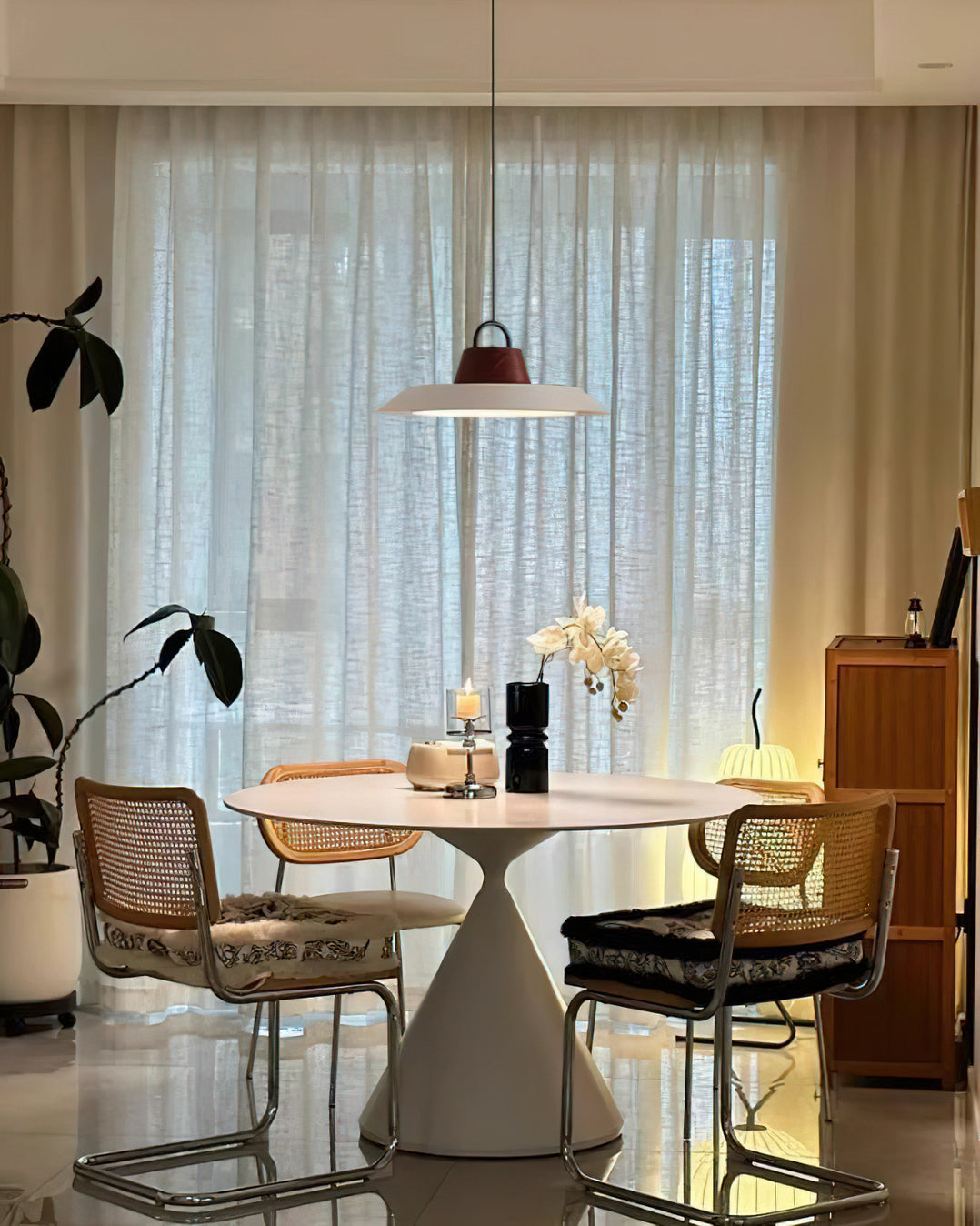 Narenena Acrylic Pendant Light-Moonnatur