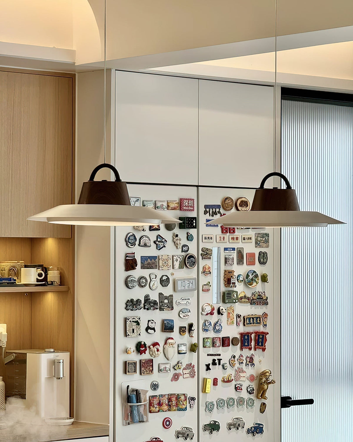 Narenena Acrylic Pendant Light-Moonnatur