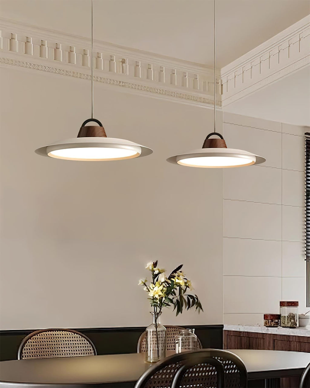 Narenena Acrylic Pendant Light-Moonnatur