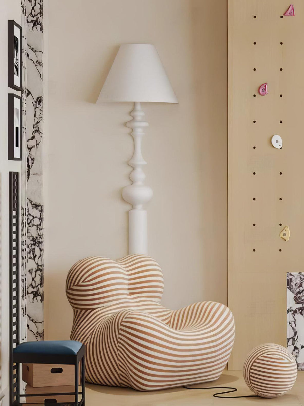 Qonelle Plaster Wall Lamp-Moonnatur