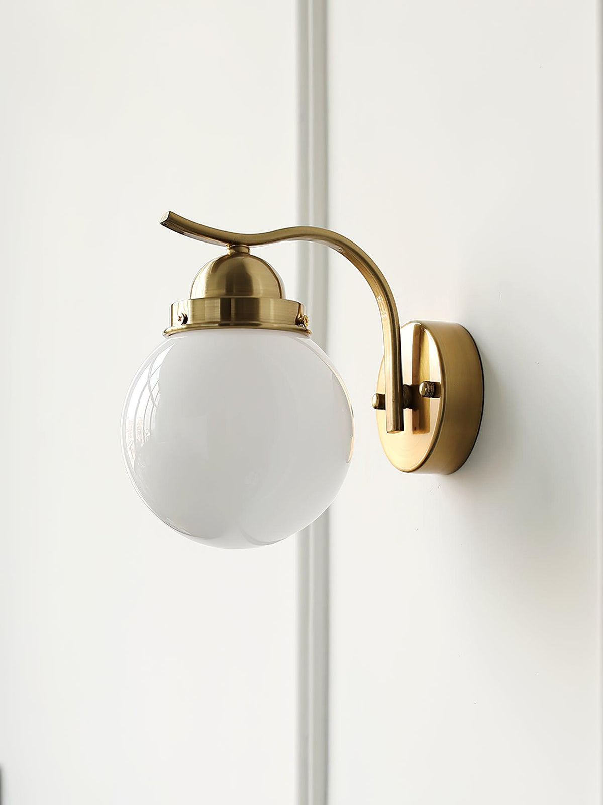 Evereth Glass Wall Light-Moonnatur
