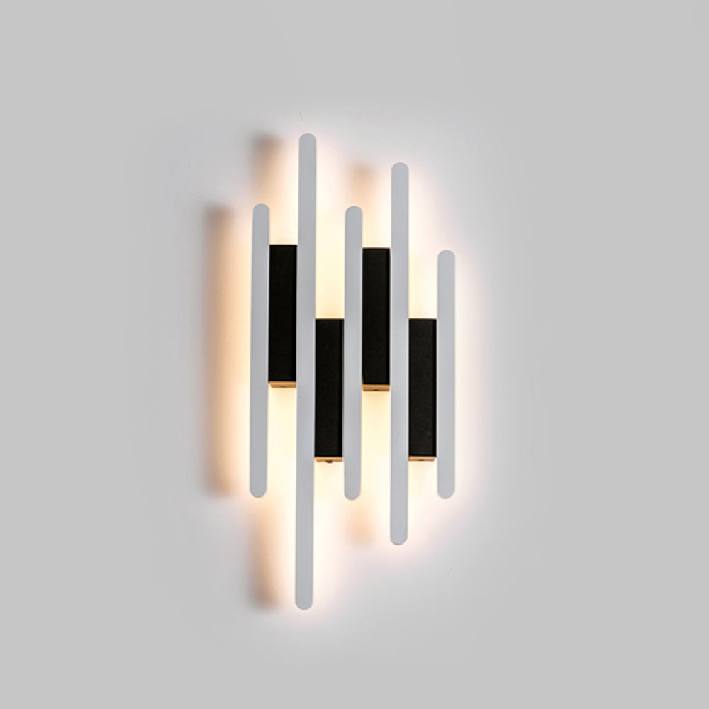Avrenonna Acrylic Wall Light-Moonnatur