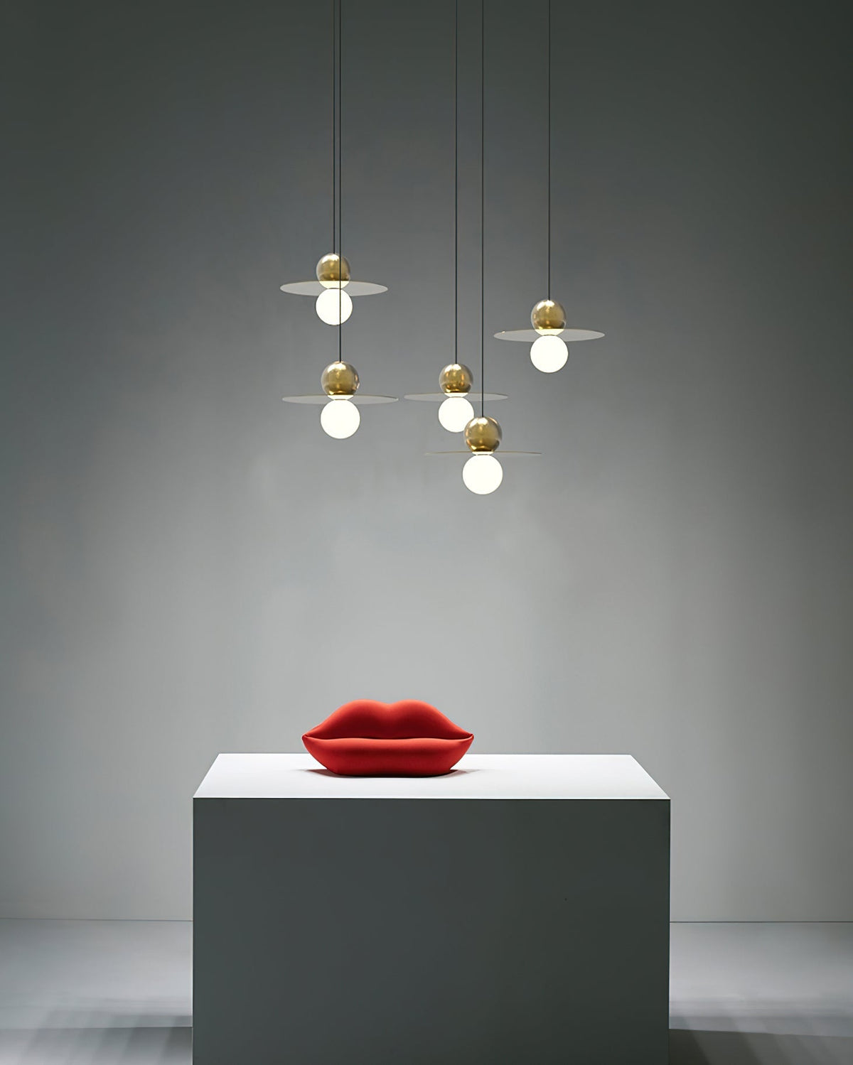 Breveniel Glass Pendant Light-Moonnatur