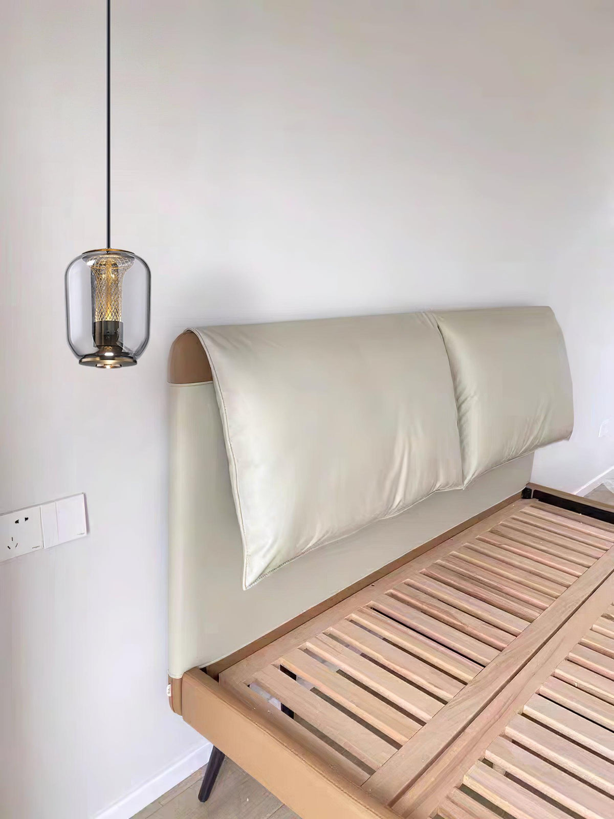 Ardanaria Glass Pendant Light-Moonnatur