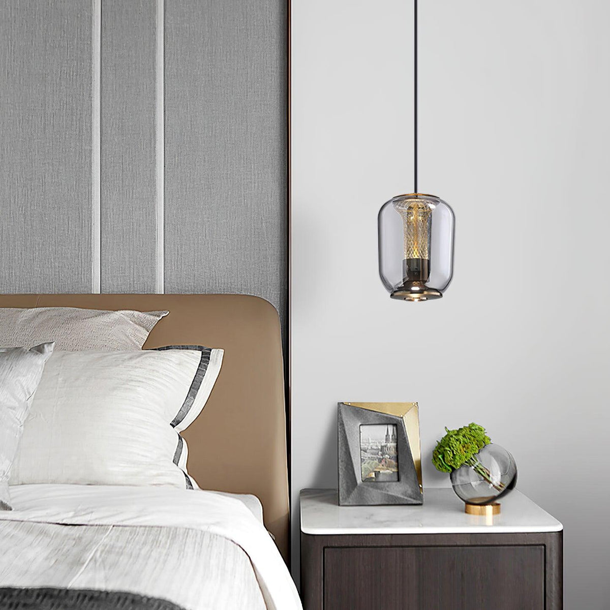 Ardanaria Glass Pendant Light-Moonnatur