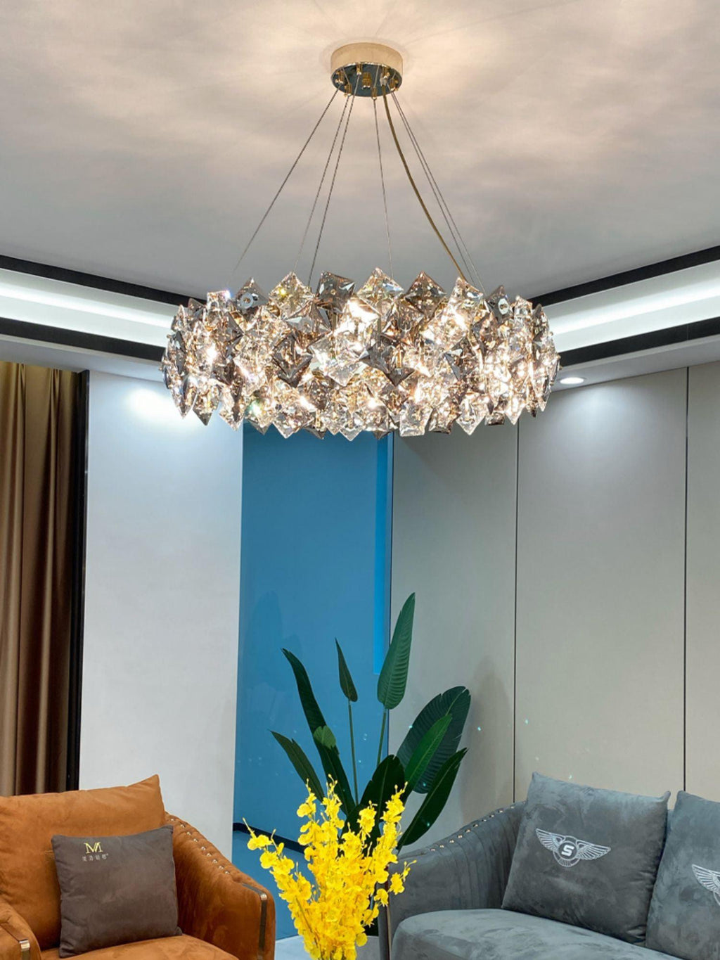 Oselia Crystal Chandelier-Moonnatur