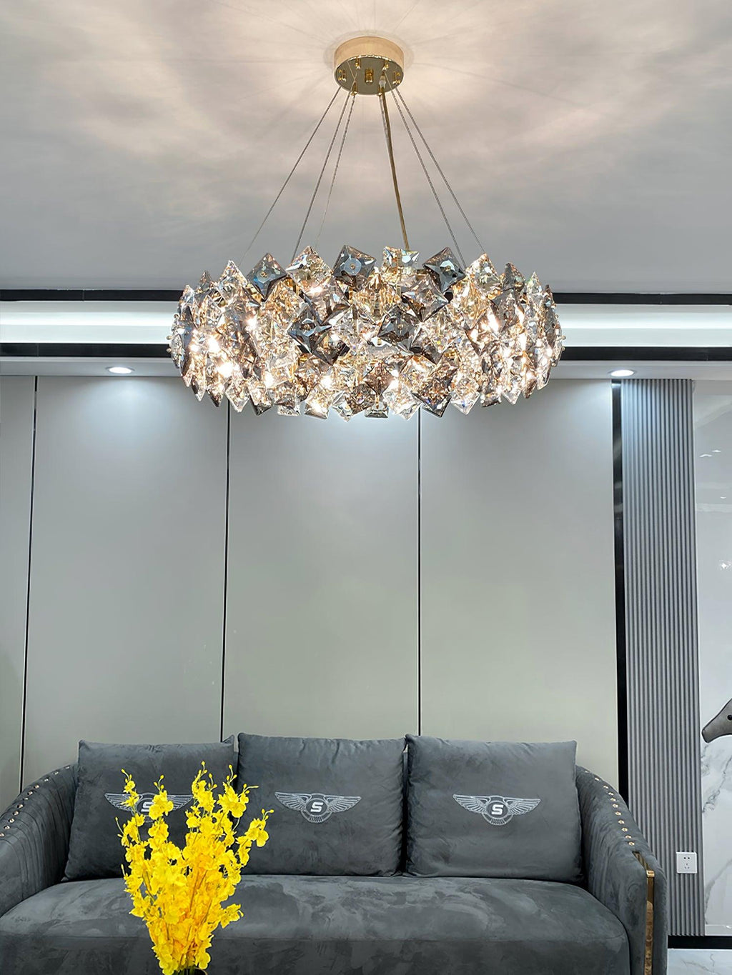 Oselia Crystal Chandelier-Moonnatur