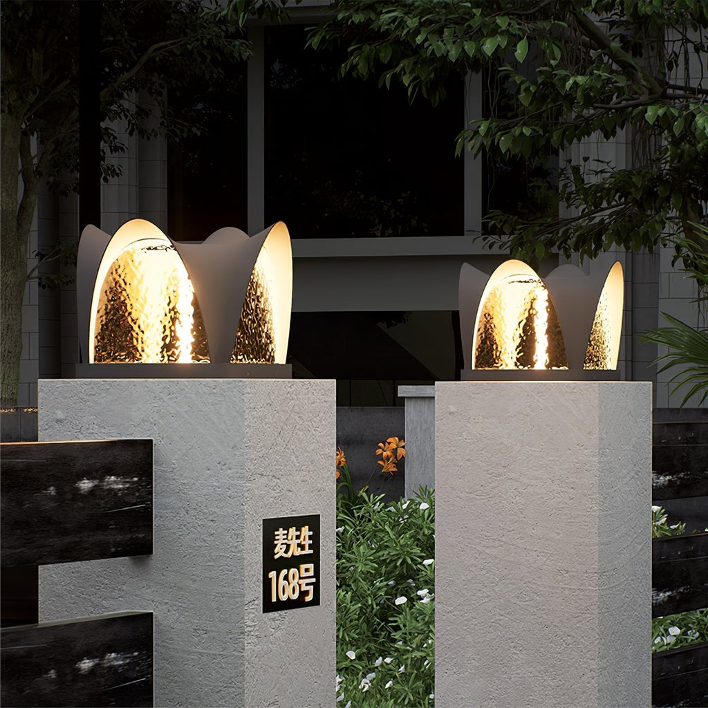 Baldenmoss Acrylic Outdoor Light-Moonnatur