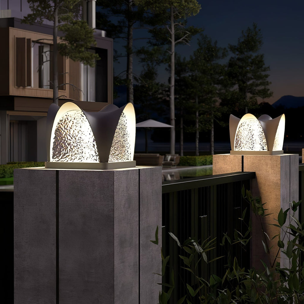 Baldenmoss Acrylic Outdoor Light-Moonnatur