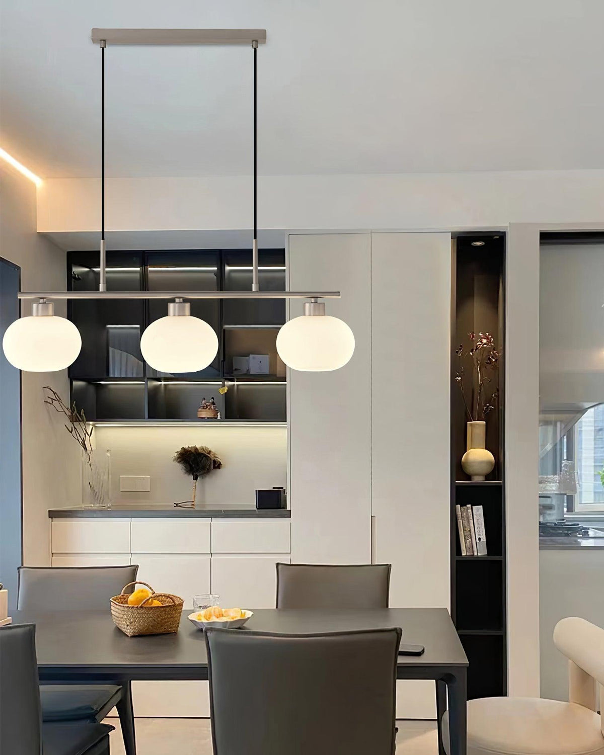 Xevoria Glass Pendant Lamp-Moonnatur