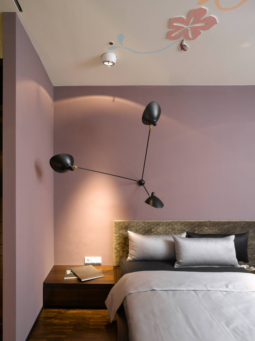 Everiel Aluminium Ceiling Light-Moonnatur