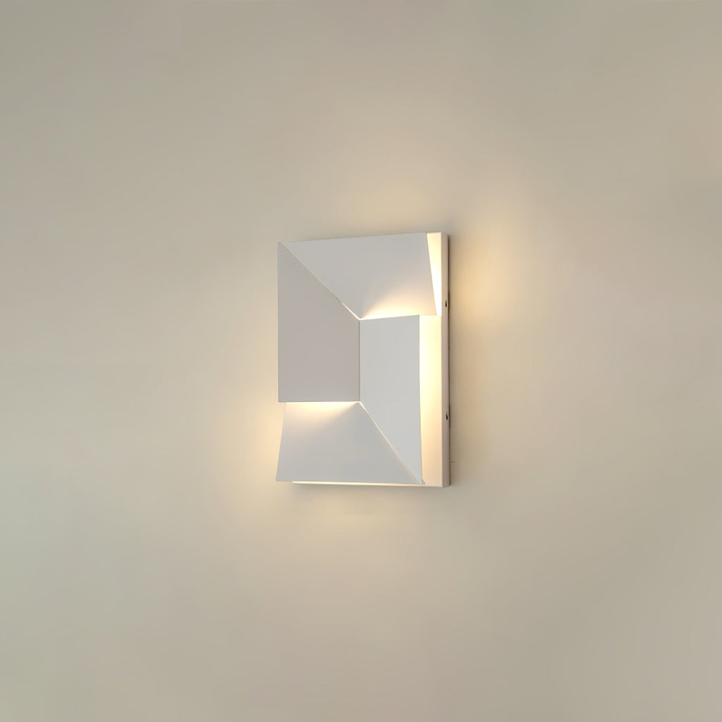 Lalmira Metal Wall Light-Moonnatur