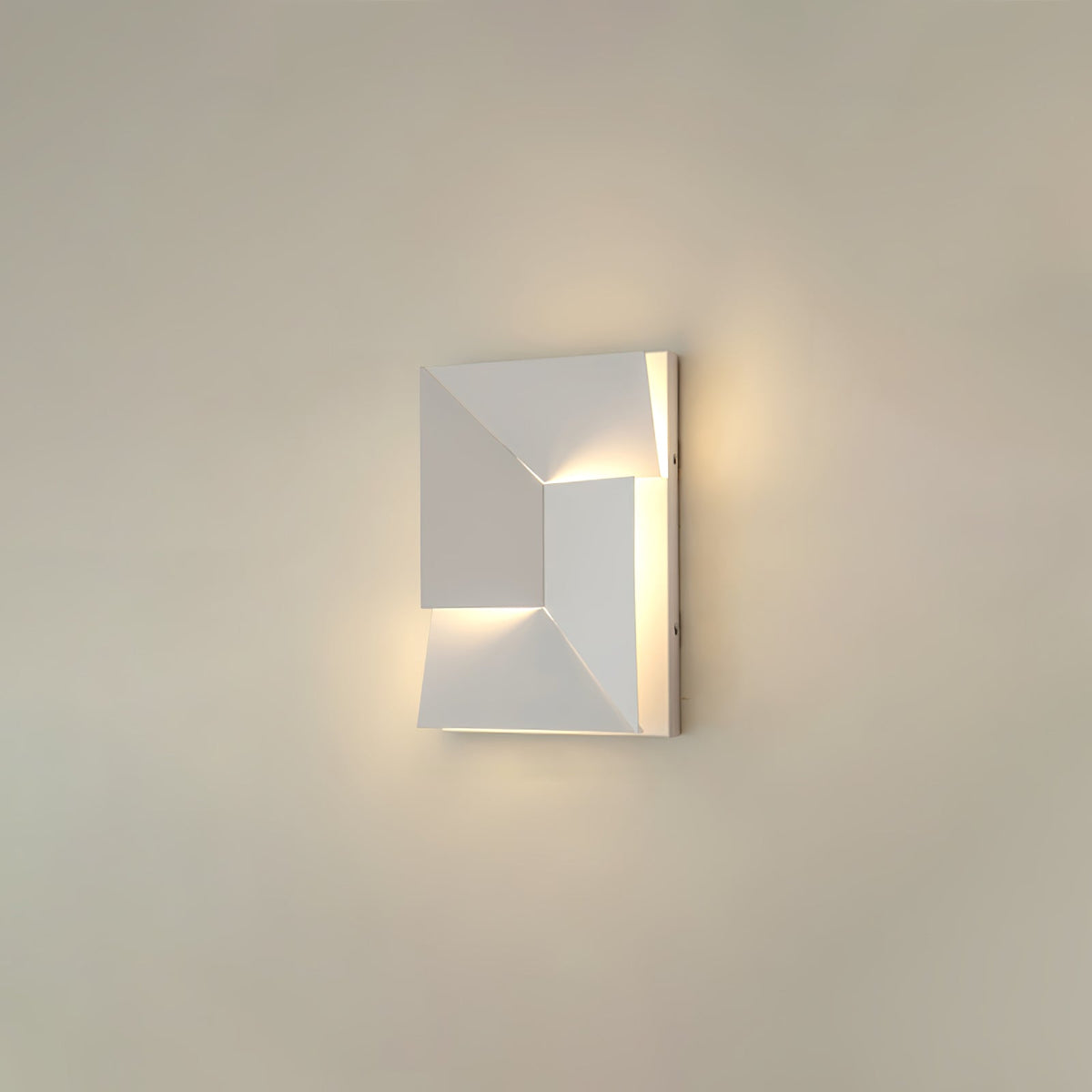 Lalmira Metal Wall Light-Moonnatur