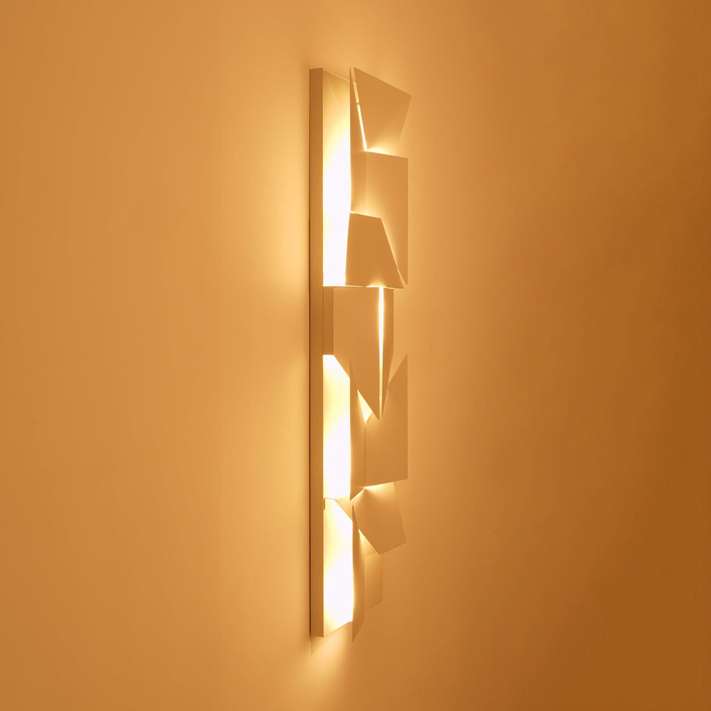 Lalmira Metal Wall Light-Moonnatur