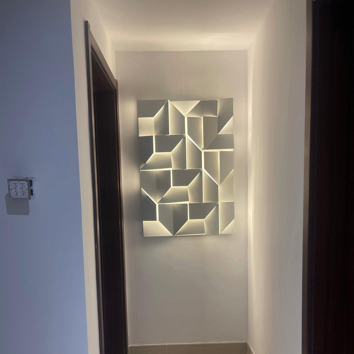 Lalmira Metal Wall Light-Moonnatur