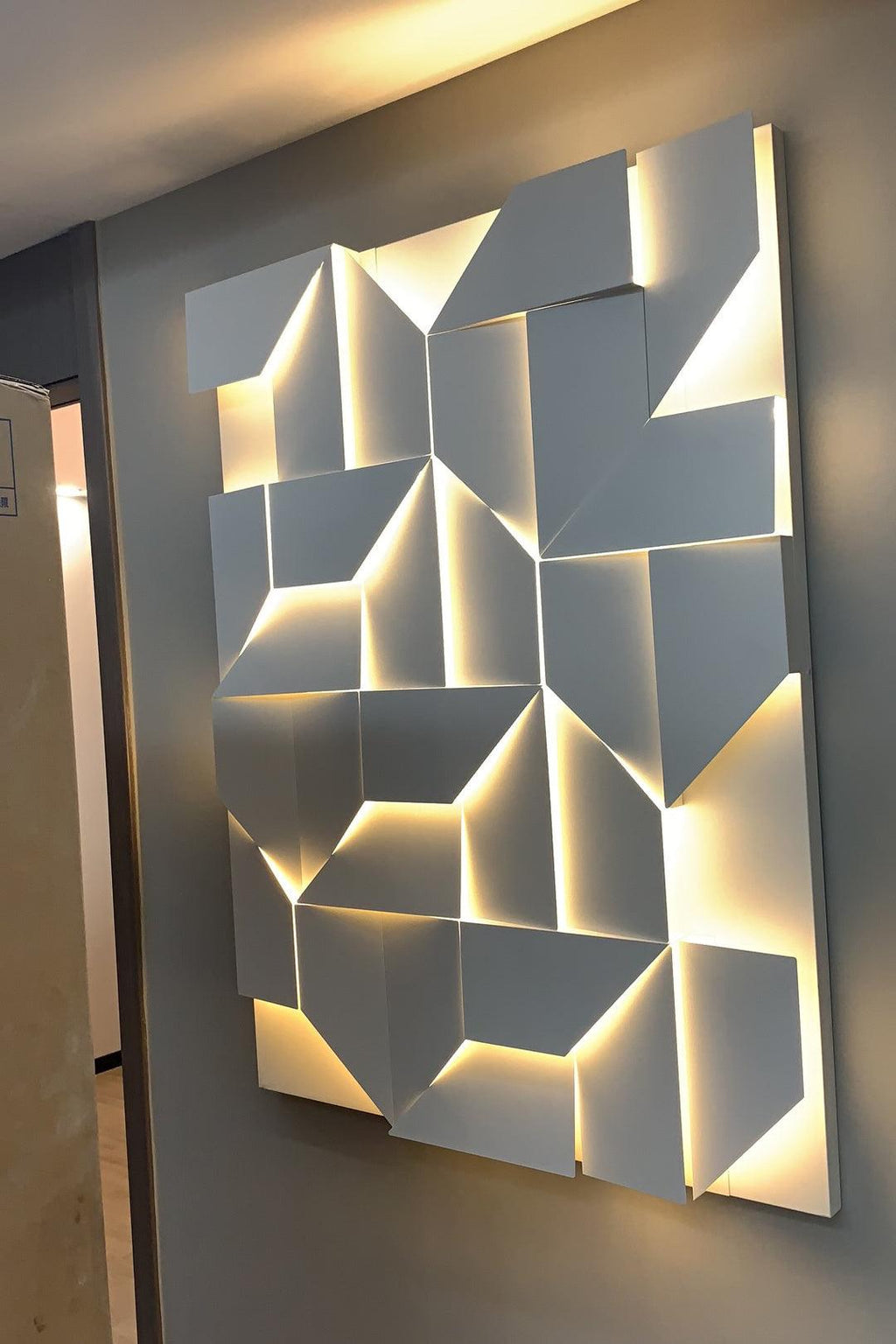 Lalmira Metal Wall Light-Moonnatur