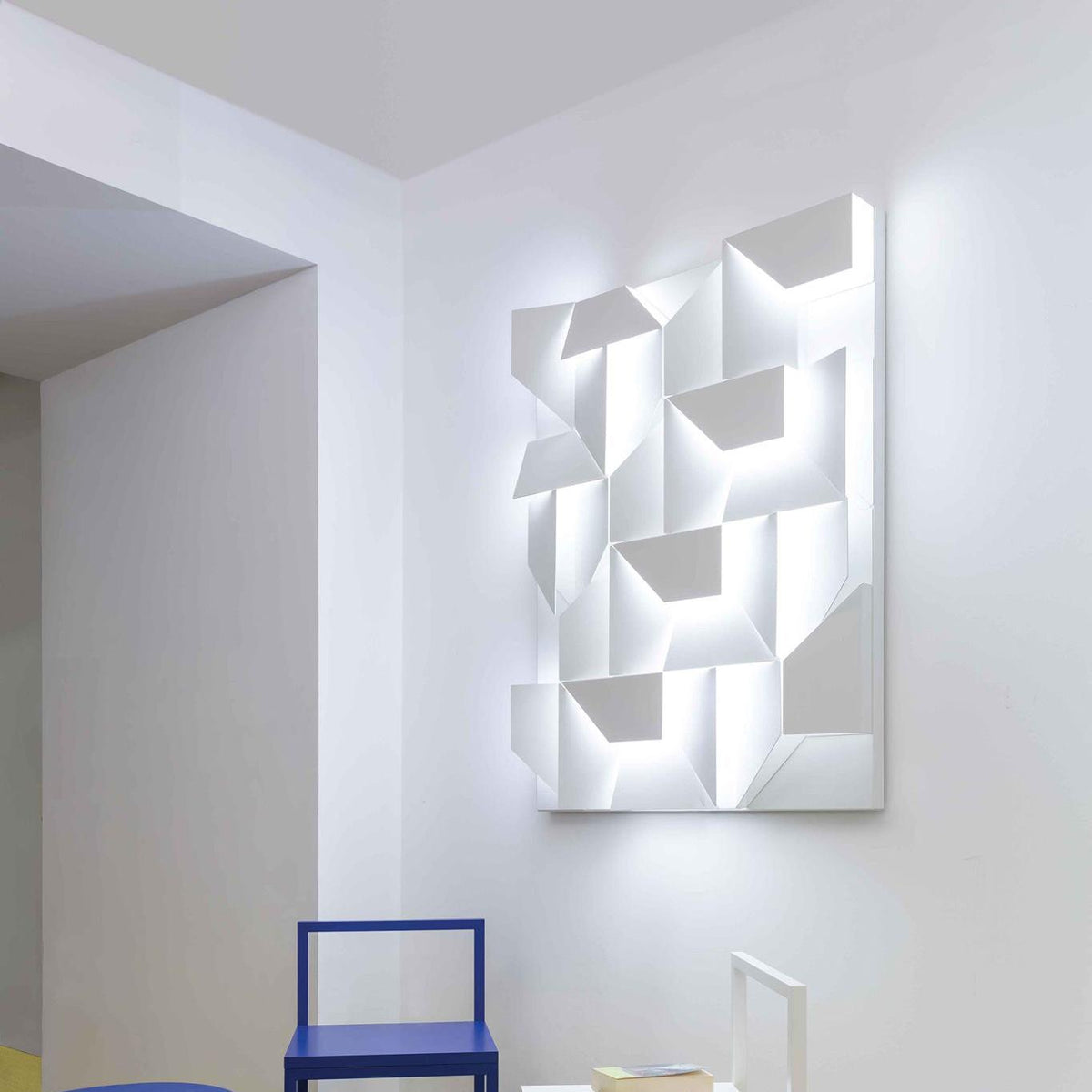 Lalmira Metal Wall Light-Moonnatur