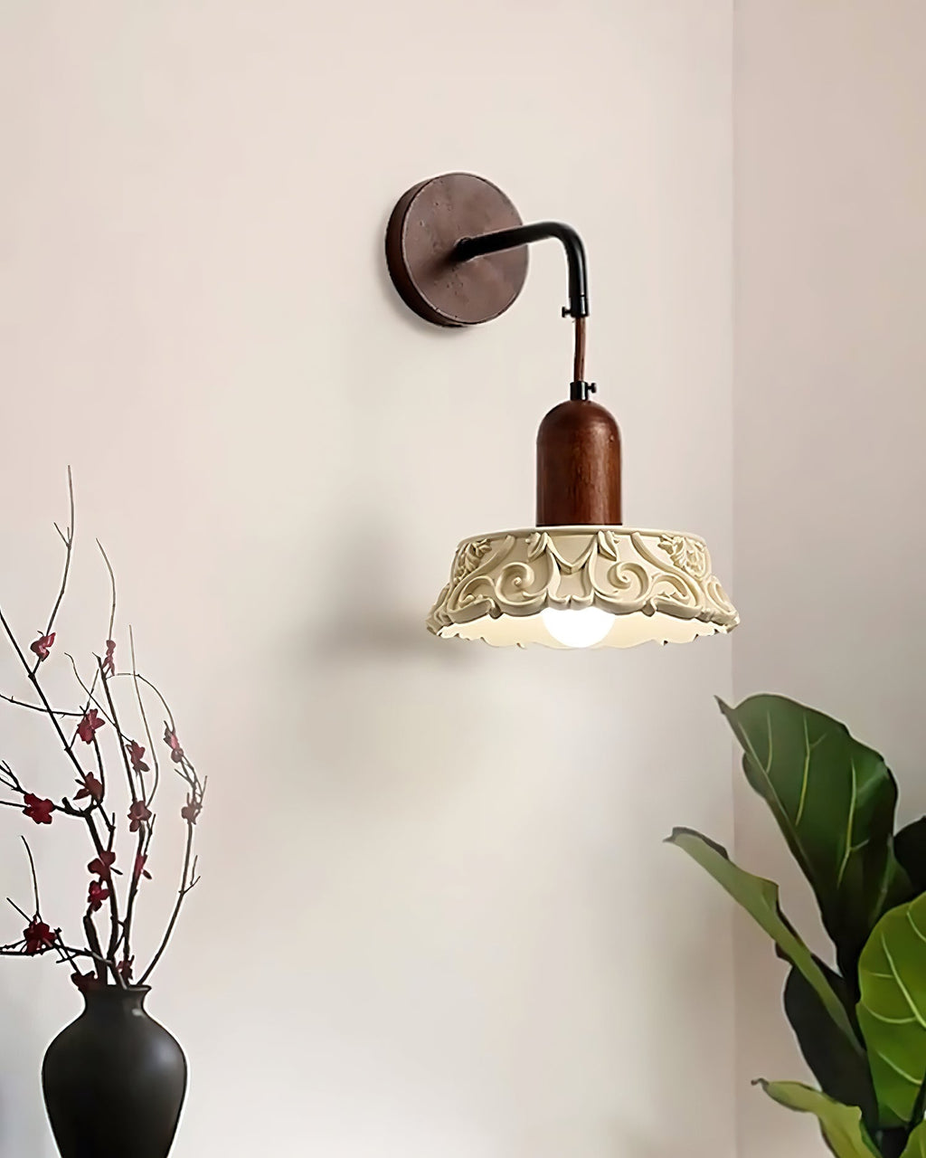 Veyrendale Resin Wall Light-Moonnatur