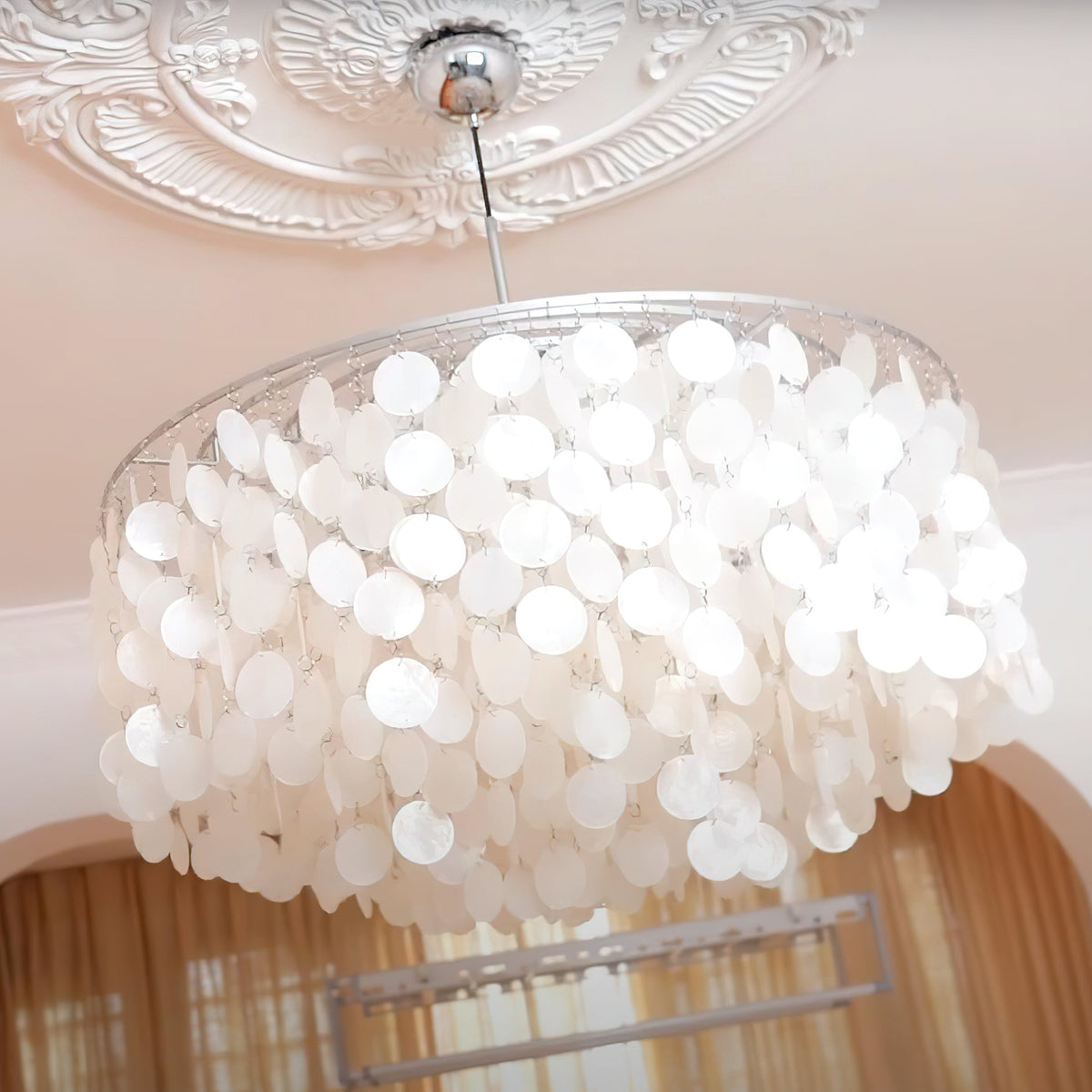 Ilmarelle Shell Chandelier-Moonnatur