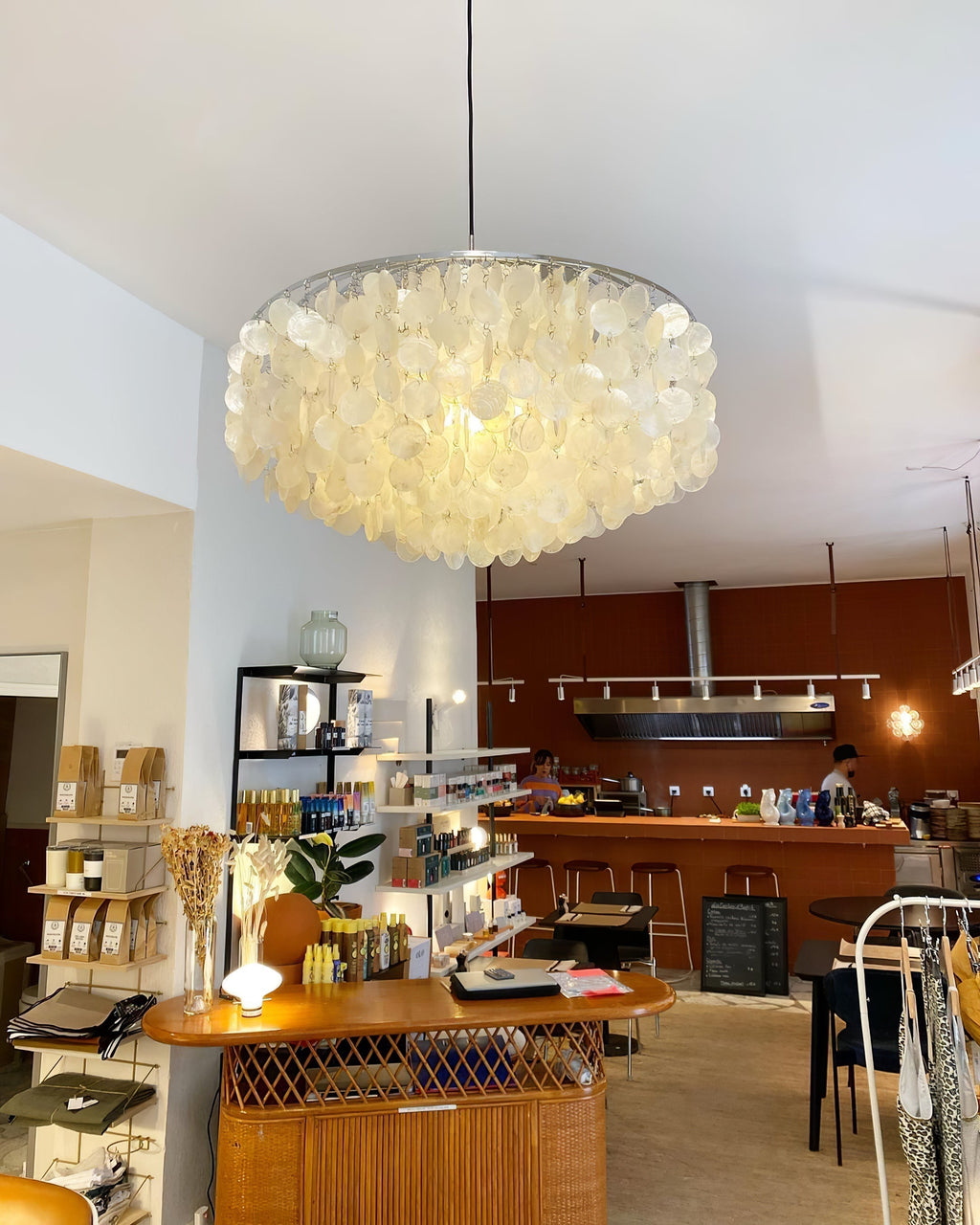 Ilmarelle Shell Chandelier-Moonnatur