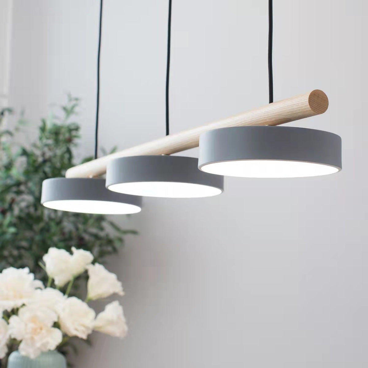 Woldenlyn Resin Pendant Light-Moonnatur