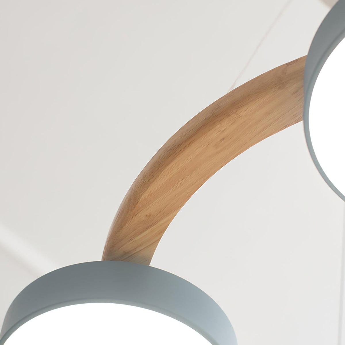 Yarrellynne Resin Pendant Light-Moonnatur
