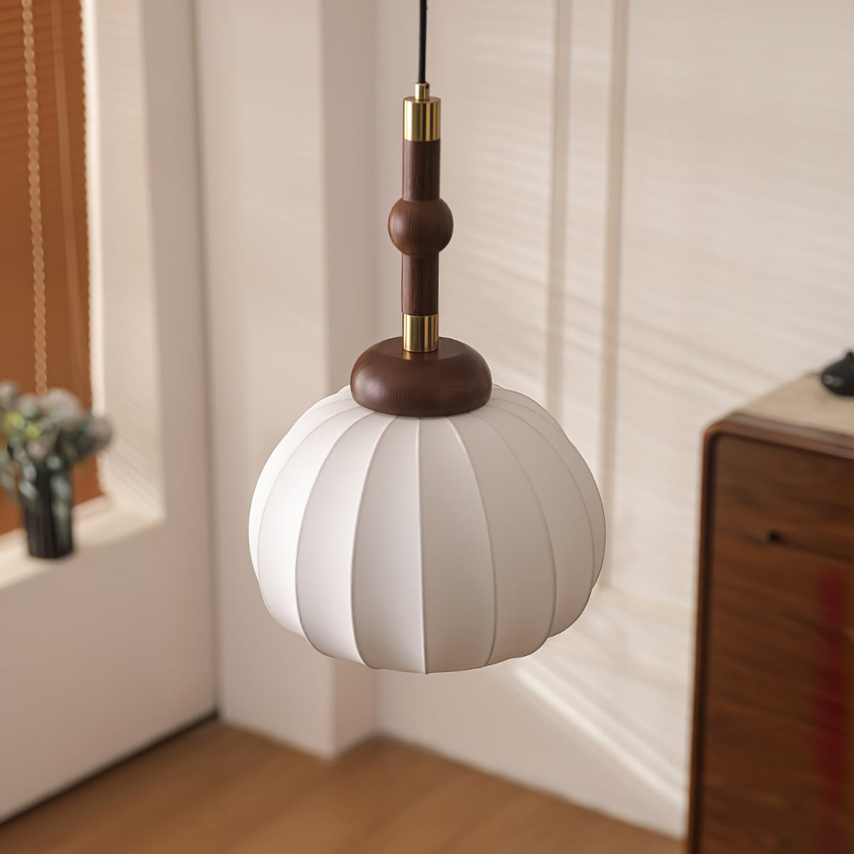 Isenune Silk Pendant Light-Moonnatur