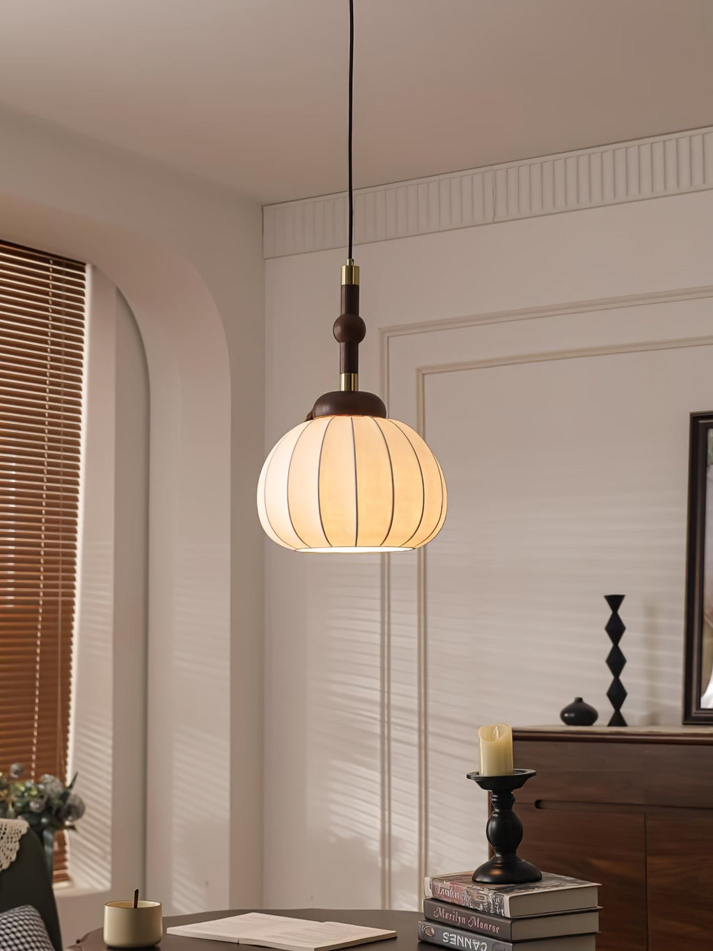Isenune Silk Pendant Light-Moonnatur