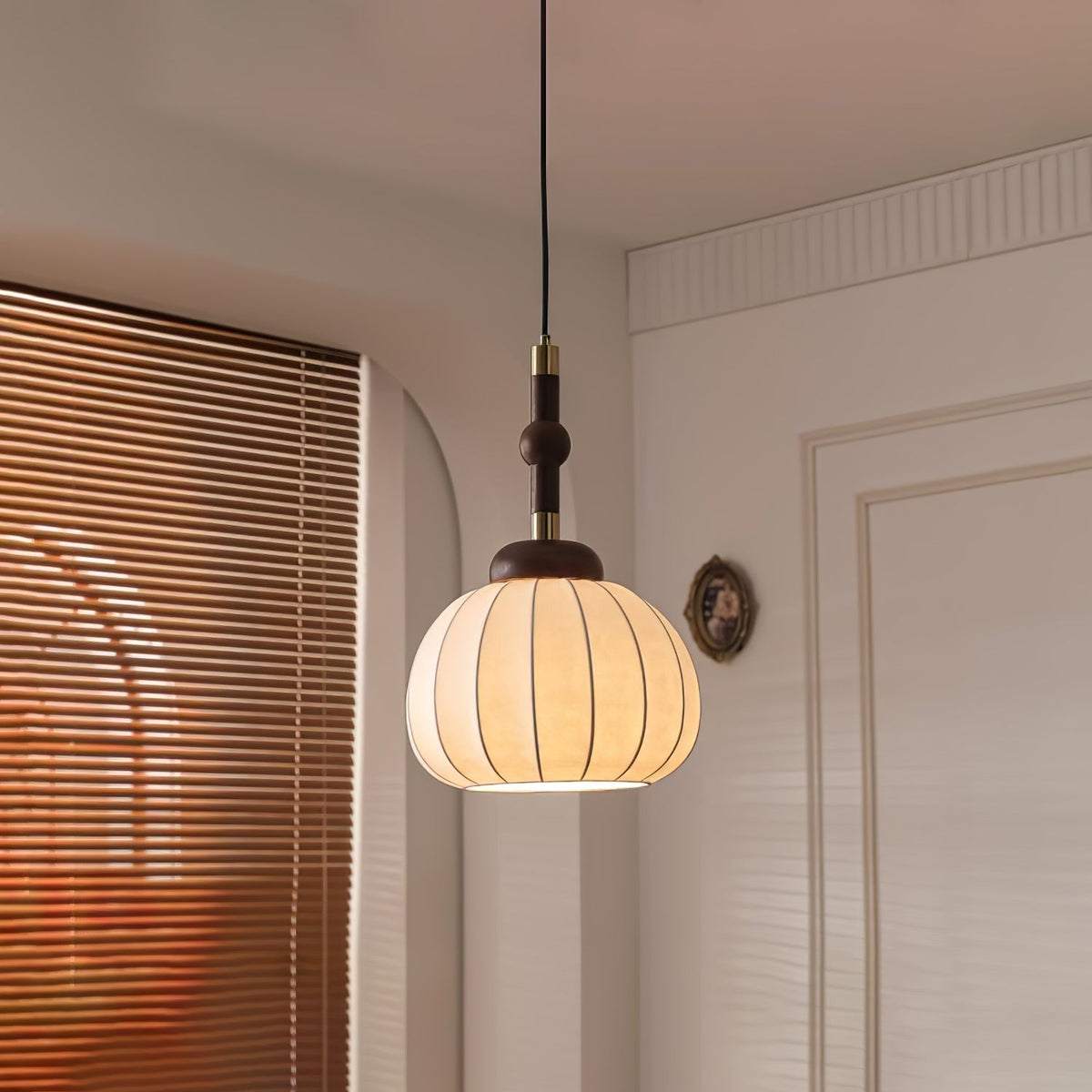 Isenune Silk Pendant Light-Moonnatur