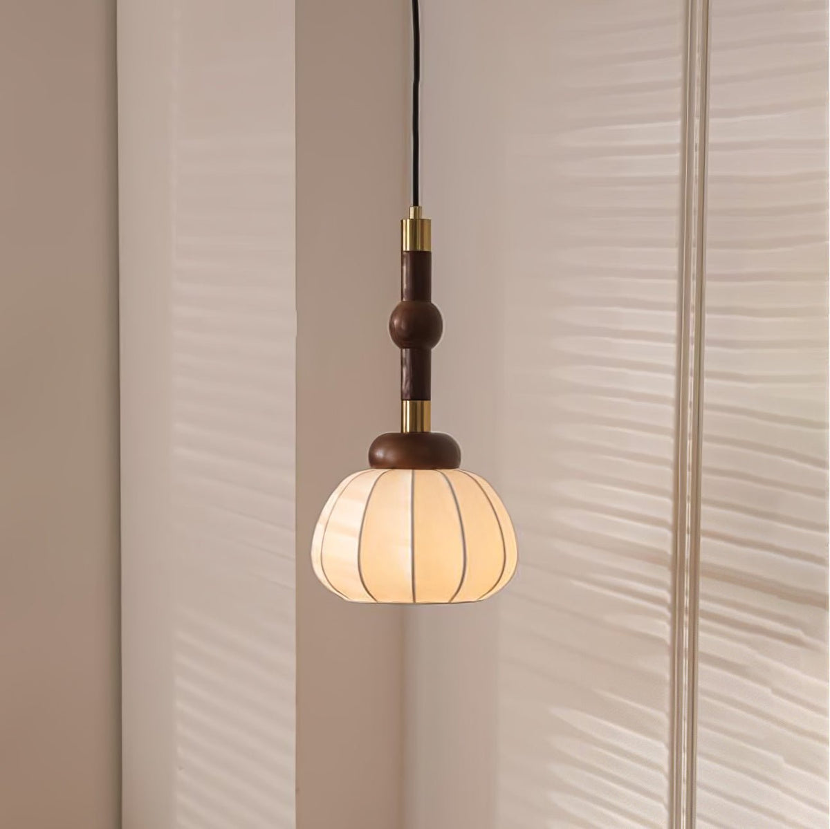 Isenune Silk Pendant Light-Moonnatur