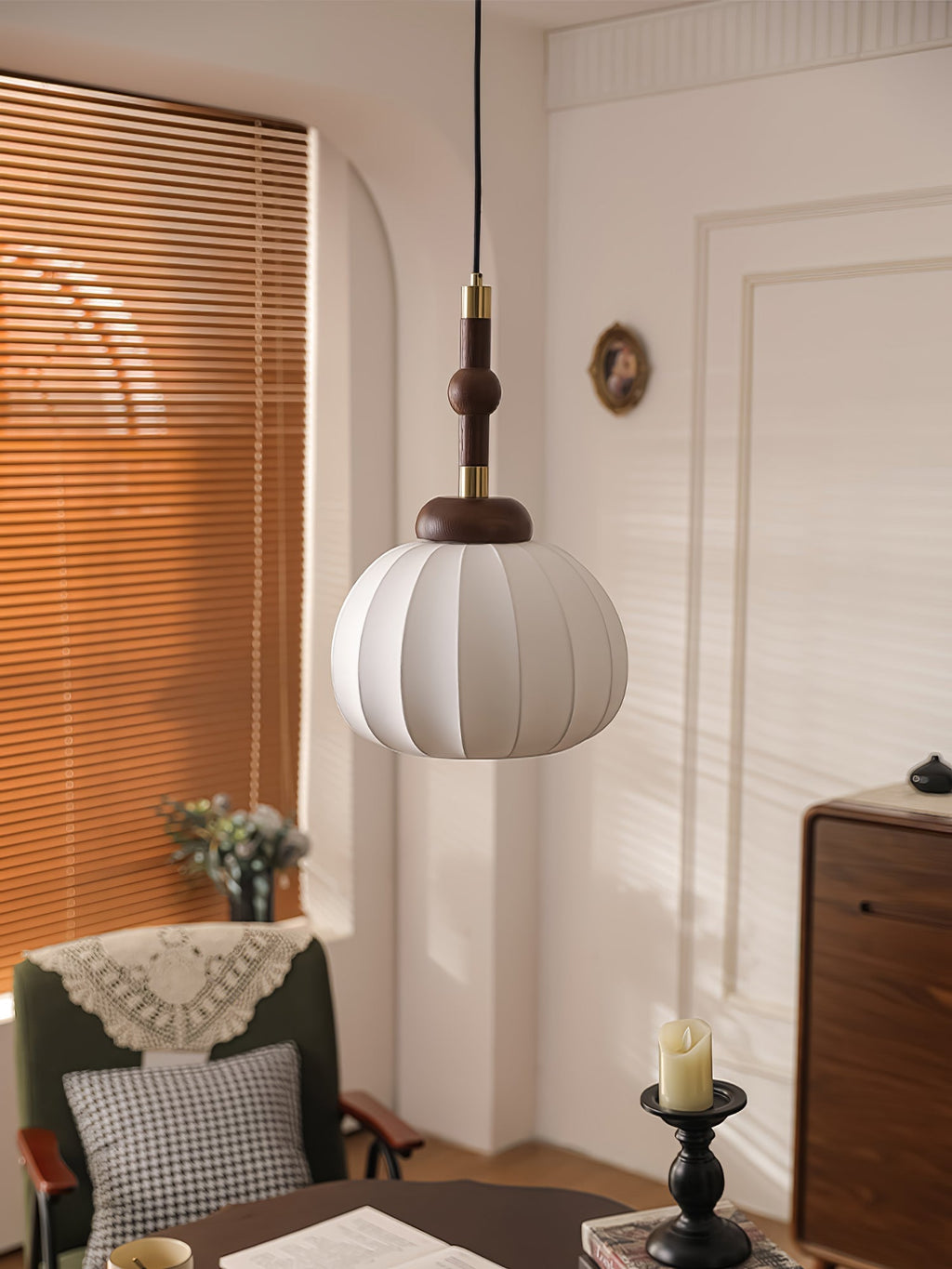 Isenune Silk Pendant Light-Moonnatur