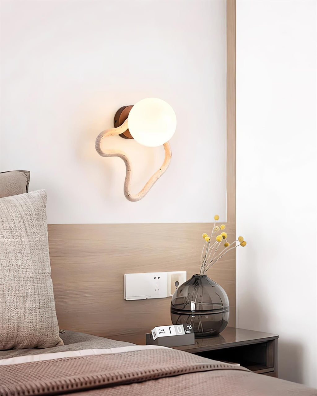 Lorrenrose Travertine Wall Light-Moonnatur