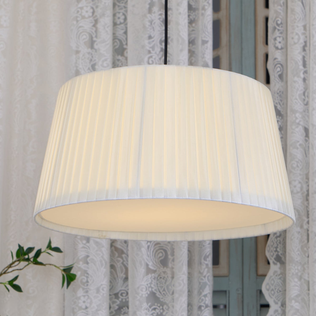 Sorrelwood Fabric Pendant Light-Moonnatur