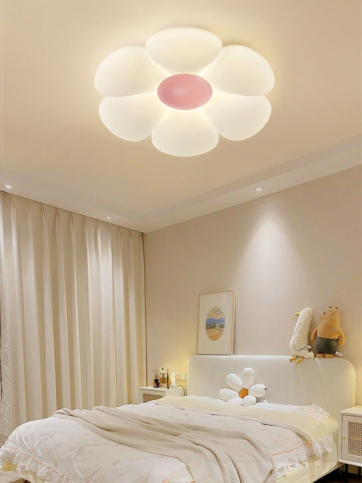 Xeloria PE Ceiling Lamp-Moonnatur