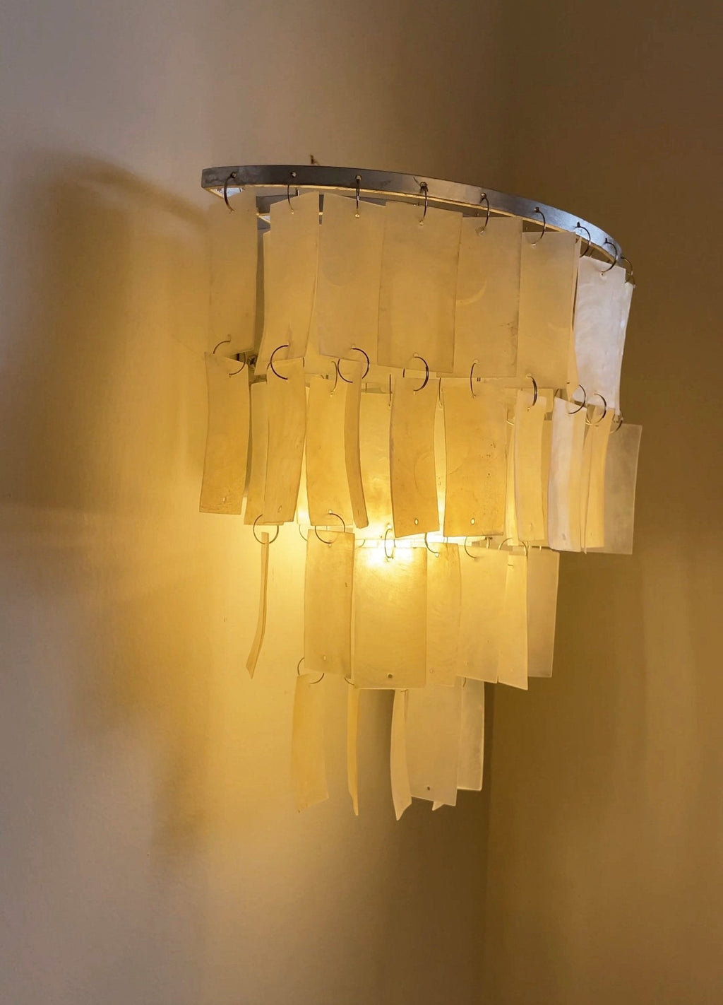 Avoneth Shell Wall Light-Moonnatur