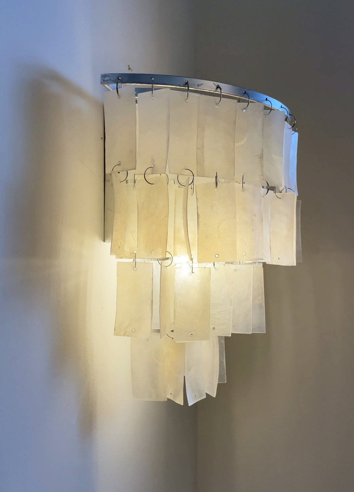 Avoneth Shell Wall Light-Moonnatur