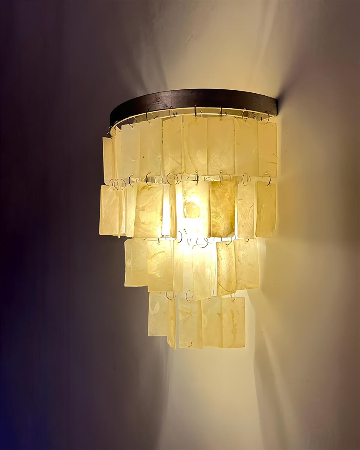 Avoneth Shell Wall Light-Moonnatur
