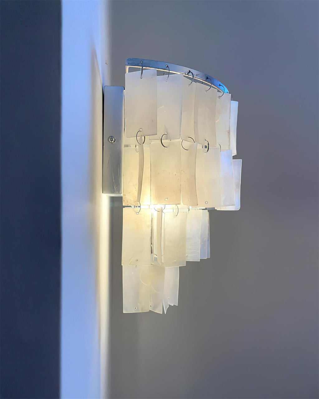 Avoneth Shell Wall Light-Moonnatur