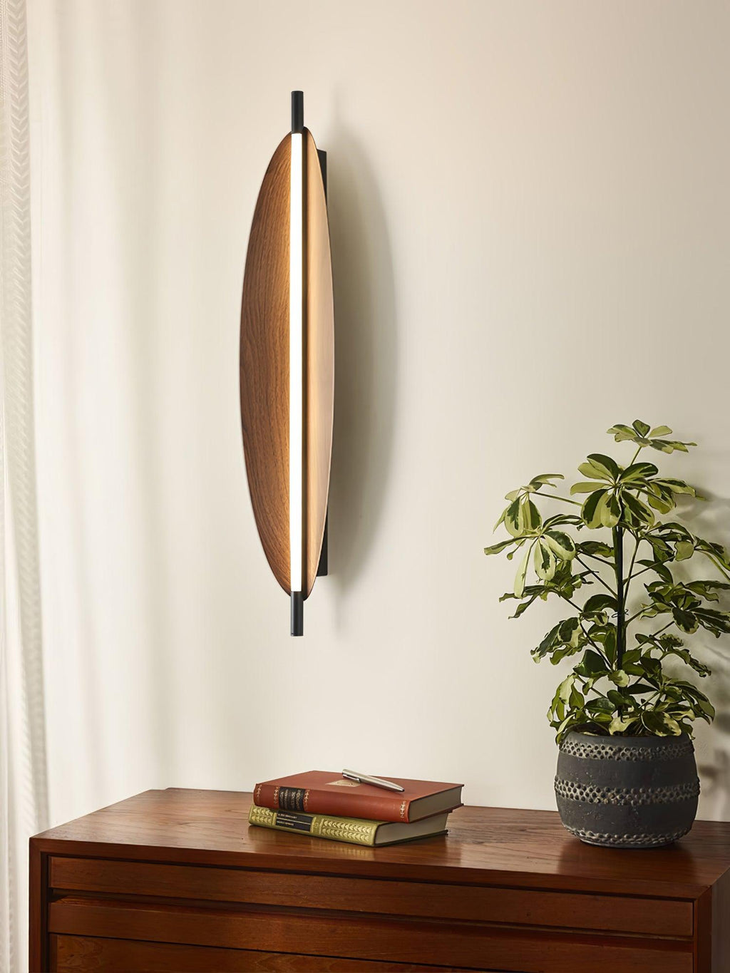 Jarvenune Metal Wall Light-Moonnatur